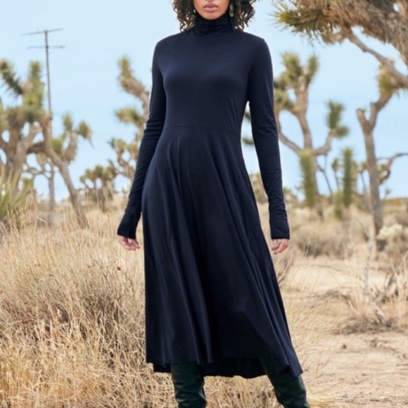 Peruvian Connection Ariana Navy Blue Stretch Jersey Turtleneck Midi Dress Large - Picture 2 of 13